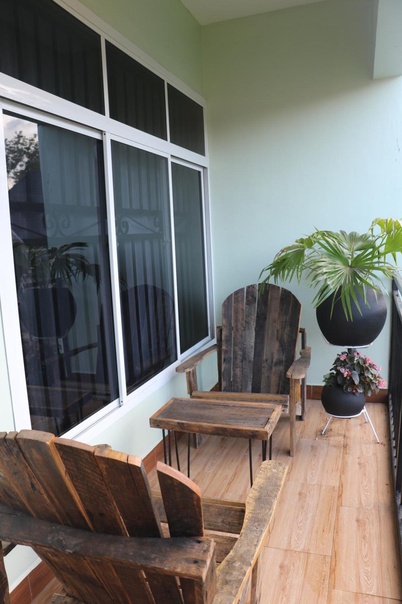 At Home Suites, Moshono Arusha Nkoanrua Екстер'єр фото