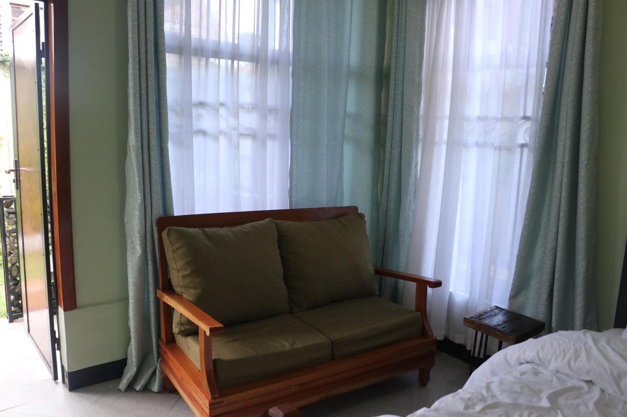 At Home Suites, Moshono Arusha Nkoanrua Екстер'єр фото